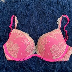 Victorias Secret Push Up 32D